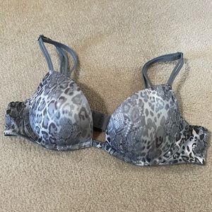 Victoria's Secret PINK Heartbreaker! Push-up Bra 34A